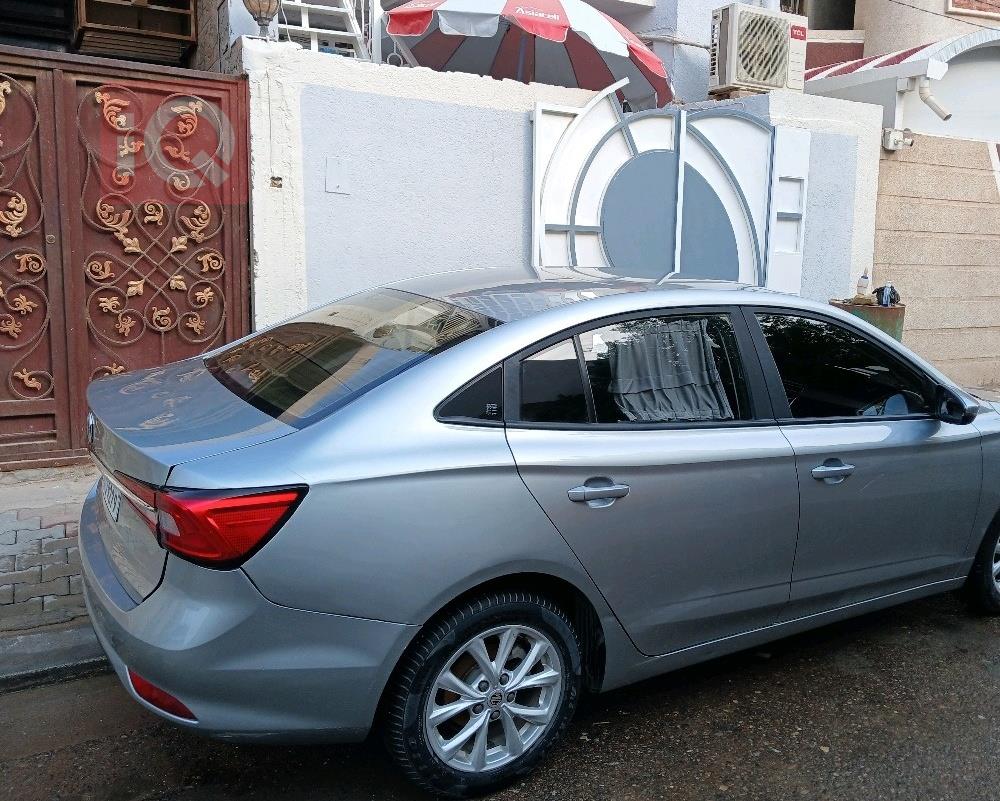 MG 5